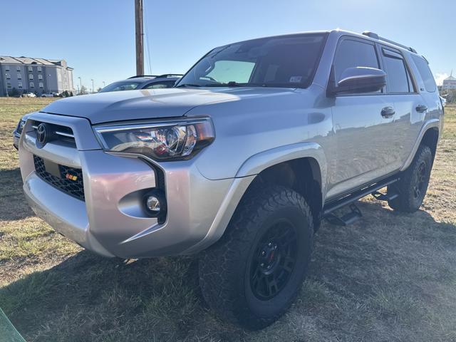 2022 Toyota 4runner SR5, 93,977 miles